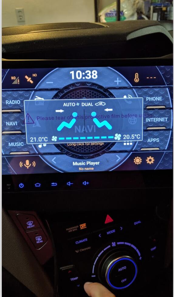 Hyundai Santa Fe AC climate display on aftermarket radio screen
